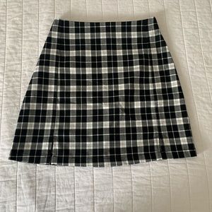 RARE BRANDY MELVILLE CHECKERED MINI SKIRT!!